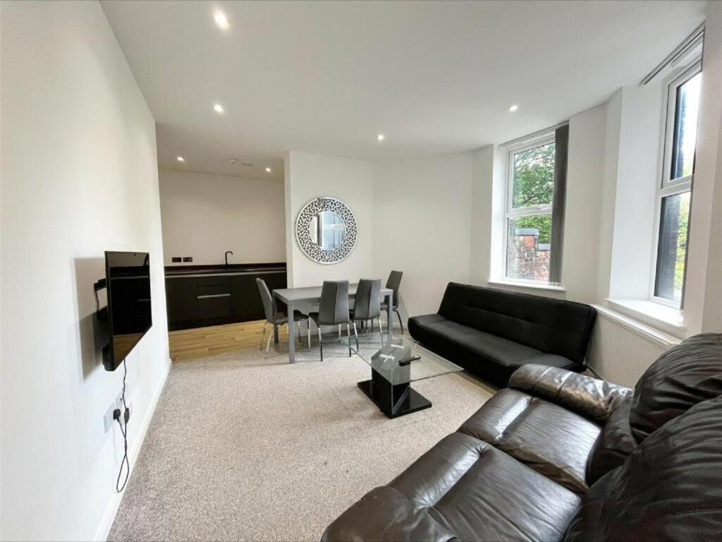 City Point Apartments Manchester Luaran gambar